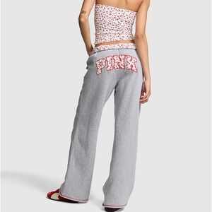 PINK Victoria’s Secret Berry Fleece Sweatpants Frankies Bikini